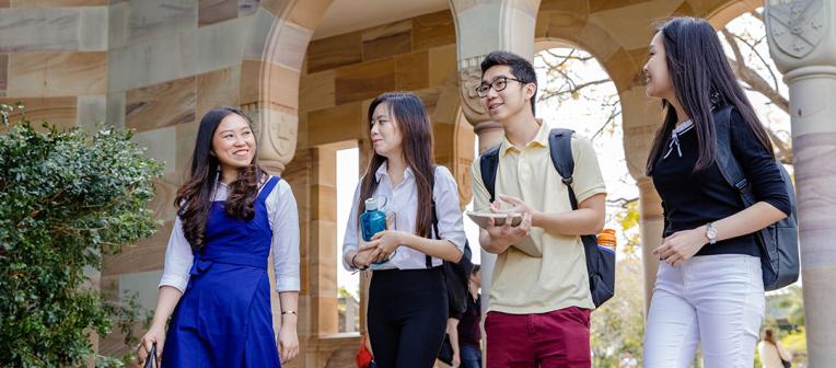 Chuong_trinh_hoc_tai_Dai_hoc_Queensland_cho_phep_sinh_vien_tiep_xuc_voi_thuc_tien_Nguon_anh___Website_dai_hoc_Queensland