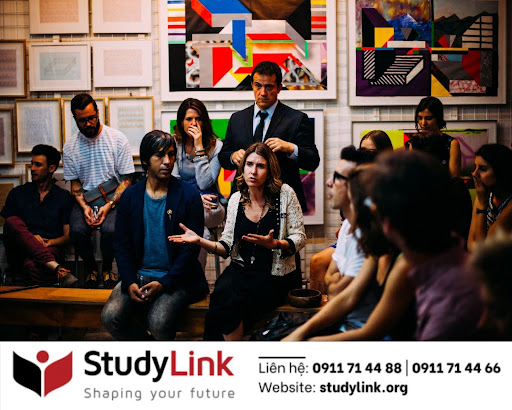 Du_Hoc_Uc_Nganh_Quan_tri_Kinh_doanh