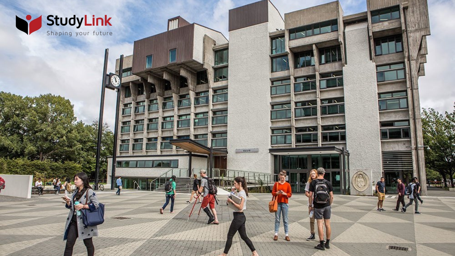 Hoc_bong_New_Zealand_University_of_Canterbury_Dai_Hoc_Voi_The_Manh_Ve_Ky_Thuat_Khoa_Hoc_Du_Lieu_Va_Hop_Tac_Doanh_Nghiep