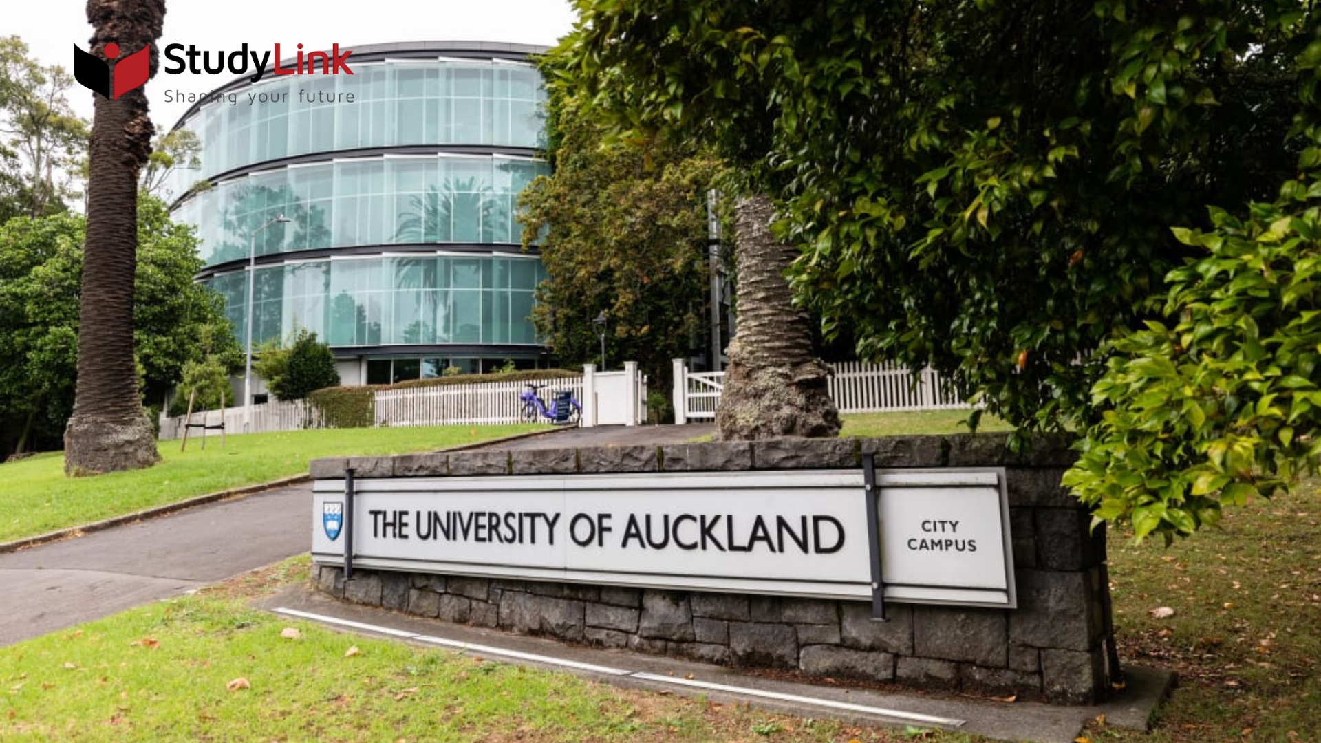 Hoc_bong_New_Zealand_tai_Dai_hoc_Auckland_QS_65_co_hoi_viec_lam_len_toi_96